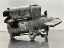 Load image into Gallery viewer, Starter Motor  SILVERADO 1500 PICKUP 2022 - NW635965

