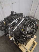 Load image into Gallery viewer, Engine Motor  SILVERADO 1500 PICKUP 2022 - NW636003
