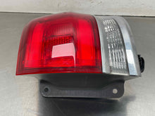Load image into Gallery viewer, Tail Lamp Light  GRAND CHEROKEE 2018 - NW636906
