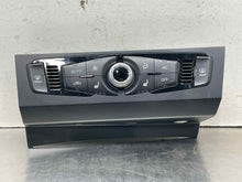 Load image into Gallery viewer, TEMPERATURE CONTROLS A4 A5 Allroad Q5 RS5 S4 S5 SQ5 2013-2016 - NW637179
