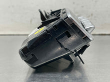 Load image into Gallery viewer, FRONT TEMPERATURE CONTROLS E300 E350 E400 E550 G550 G63 17-20 - NW637499
