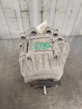 Load image into Gallery viewer, TRANSFER CASE Mercedes-Benz E300 E350 E400 E550 17 18 19 20 - NW637542
