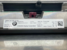 Load image into Gallery viewer, Info-Gps Screen  BMW 530I 2018 - NW637183
