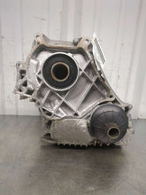 Load image into Gallery viewer, Transfer Case  BMW 530I 2018 - NW637228
