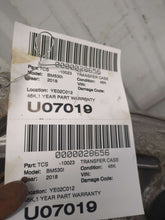 Load image into Gallery viewer, Transfer Case  BMW 530I 2018 - NW637228
