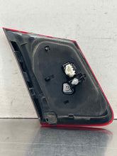Load image into Gallery viewer, [INVENTORYCAR_YEAR_MAKE_MODEL] TRUNK LID MOUNTED TAIL LIGHT LAMP Right - NW637547
