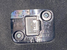 Load image into Gallery viewer, Tail Lamp Light  CLARITY 2018 - NW637842
