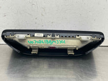 Load image into Gallery viewer, Info-Gps Screen  BMW 330I 2018 - NW637820
