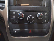 Load image into Gallery viewer, FRONT TEMPERATURE CONTROLS Durango Grand Cherokee 11 12 13 - NW638141
