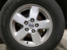 Load image into Gallery viewer, WHEEL RIM Jeep Grand Cherokee 11 12 13 17x8 17x8, 5 lug, 5" - NW638500
