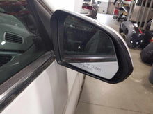 Load image into Gallery viewer, SIDE VIEW DOOR MIRROR Sonata Sonata Hybrid 2018 18 2019 19 Right - NW638220
