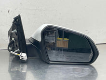 Load image into Gallery viewer, SIDE VIEW DOOR MIRROR Sonata Sonata Hybrid 2018 18 2019 19 Right - NW638220
