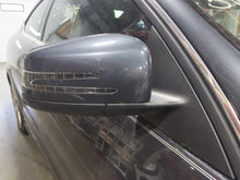 Load image into Gallery viewer, SIDE VIEW DOOR MIRROR C250 C300 C350 C63 12 13 14 15 Right - NW638109
