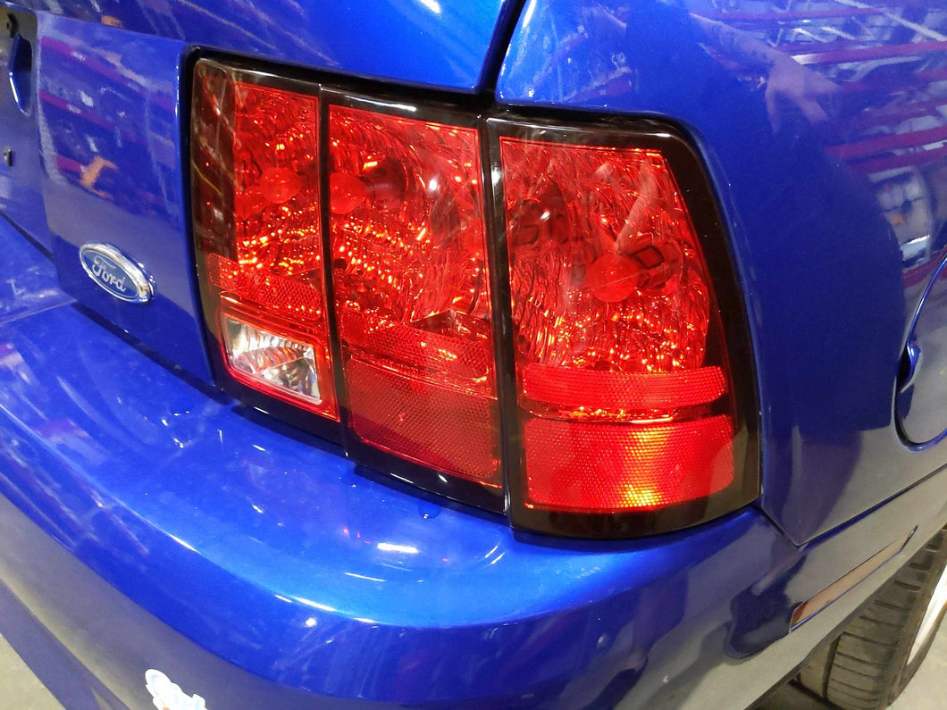 TAIL LIGHT LAMP ASSEMBLY Ford Mustang 99 00 01 02 03 04 Right - NW639121