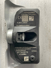 Load image into Gallery viewer, WHEEL RIM Gl320 Gl450 Gl550 07 08 18x8 - NW639477
