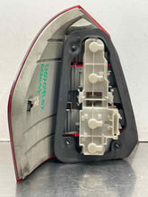 Load image into Gallery viewer, TAIL LIGHT LAMP ASSEMBLY Gl320 Gl450 Gl550 07 08 09 UPPER Right - NW639253
