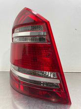 Load image into Gallery viewer, TAIL LIGHT LAMP ASSEMBLY Gl320 Gl450 Gl550 07 08 09 UPPER Left - NW639365
