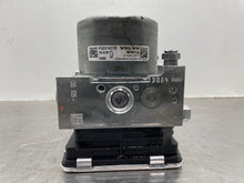 Load image into Gallery viewer, ABS Pump  VOLVO S60 2019 - NW639138
