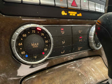 Load image into Gallery viewer, Temperature Controls  MERCEDES SLK 2014 - NW638681
