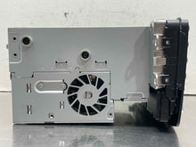 Load image into Gallery viewer, Radio  MERCEDES SLK 2014 - NW638978
