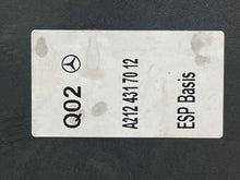 Load image into Gallery viewer, ABS ANTI-LOCK BRAKE PUMP E300 E350 E400 E550 E63 2013 13 - NW638863
