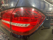 Load image into Gallery viewer, OUTER TAIL LIGHT LAMP GLS350D GLS450 GLS550 GLS63 17 18 19 - NW639366
