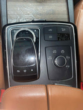 Load image into Gallery viewer, Radio  MERCEDES GLS-CLASS 2017 - NW639230
