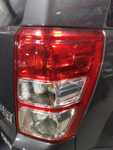 Load image into Gallery viewer, TAIL LIGHT LAMP ASSEMBLY Vitara Vitara XL-7 2006-2011 Right - NW639693
