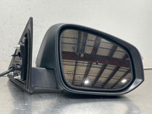 Load image into Gallery viewer, SIDE VIEW DOOR MIRROR Toyota Highlander 14 15 16 17 18 19 Right - NW639744

