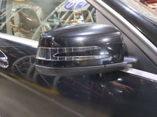 Load image into Gallery viewer, SIDE VIEW DOOR MIRROR C250 C300 C350 C63 2010 10 2011 11 Right - NW639514
