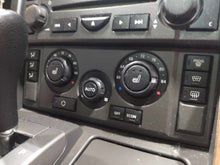 Load image into Gallery viewer, Temp Climate AC Heater Control LR3 Range Rover Sport 2005 05 06 07 Front - NW640144
