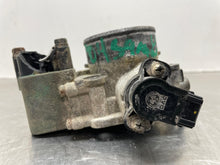Load image into Gallery viewer, Throttle Body Hyundai Santa Fe 2004 - NW640869
