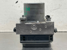 Load image into Gallery viewer, ABS ANTI-LOCK BRAKE PUMP Land Rover LR4 2014 14 - NW640080
