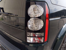 Load image into Gallery viewer, TAIL LIGHT LAMP ASSEMBLY Land Rover LR4 14 15 16 Right - NW640439
