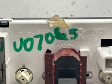 Load image into Gallery viewer, Temperature Controls  FORD F250SD PICKUP 2006 - NW641106
