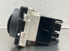 Load image into Gallery viewer, Temperature Controls  FORD F250SD PICKUP 2006 - NW641106
