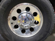 Load image into Gallery viewer, WHEEL RIM F250SD Pickup F350SD Pickup 05-07 17x7-1/2 17x7-1/2, 8 lug, 170mm - NW641484
