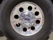 Load image into Gallery viewer, WHEEL RIM F250SD Pickup F350SD Pickup 05-07 17x7-1/2 17x7-1/2, 8 lug, 170mm - NW641158
