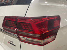 Load image into Gallery viewer, OUTER TAIL LIGHT LAMP Atlas 2018 18 2019 19 2020 20 Right - NW641472
