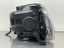 Load image into Gallery viewer, Headlight Lamp Assembly Land Rover LR4 2015 - NW641215
