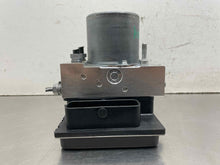 Load image into Gallery viewer, ABS Pump Land Rover LR4 2015 - NW641271
