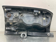 Load image into Gallery viewer, TAIL LIGHT LAMP ASSEMBLY Land Rover LR4 14 15 16 Right - NW641471
