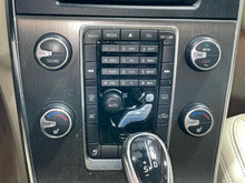 Load image into Gallery viewer, TEMPERATURE CONTROLS - NW641773
