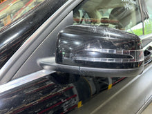 Load image into Gallery viewer, SIDE VIEW DOOR MIRROR C250 C300 C350 C63 12 13 14 Left - NW641748
