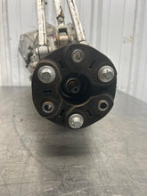 Load image into Gallery viewer, TRANSMISSION Chevrolet Camaro 10 11 12 13 14 15 - NW642360
