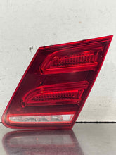 Load image into Gallery viewer, [INVENTORYCAR_YEAR_MAKE_MODEL] TRUNK LID MOUNTED TAIL LIGHT LAMP Right - NW642035
