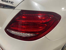 Load image into Gallery viewer, TAIL LIGHT LAMP ASSEMBLY E300 E350 E400 E550 17 18 19 20 Right - NW642034
