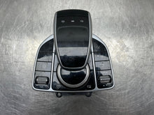 Load image into Gallery viewer, Radio  MERCEDES E-CLASS 2017 - NW642019
