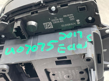 Load image into Gallery viewer, Radio  MERCEDES E-CLASS 2017 - NW642019
