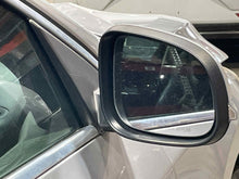 Load image into Gallery viewer, SIDE VIEW DOOR MIRROR S60 V60 XC60 11 12 13 14 15 16 17 18 Right - NW642424
